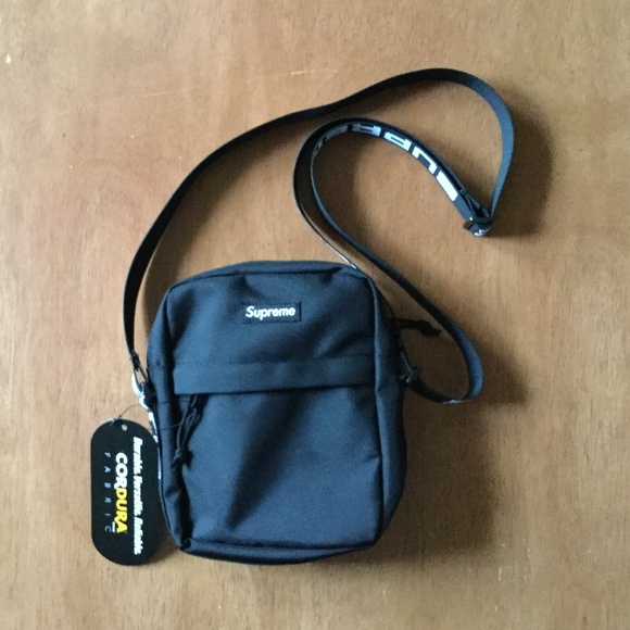 Supreme Shoulder Bag SS18 / Black - Picture 1 of 3